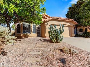 2011 S Avoca, Mesa, AZ 85209