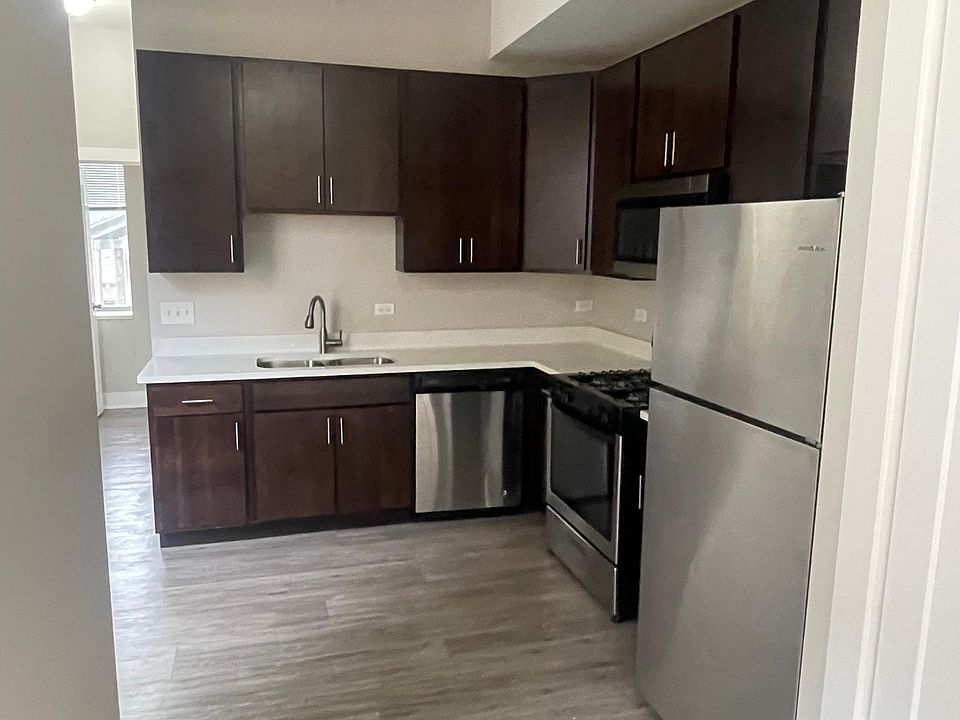 1st image of 4834 S King Dr
