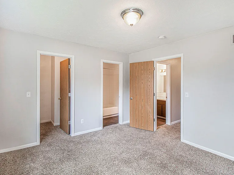 Westwind Townhomes — Photo 35