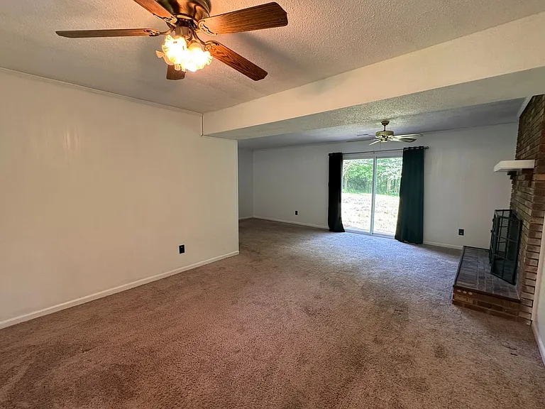 315 Pine Rd — Photo 19