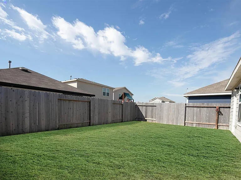 24023 Swather Way — Photo 5