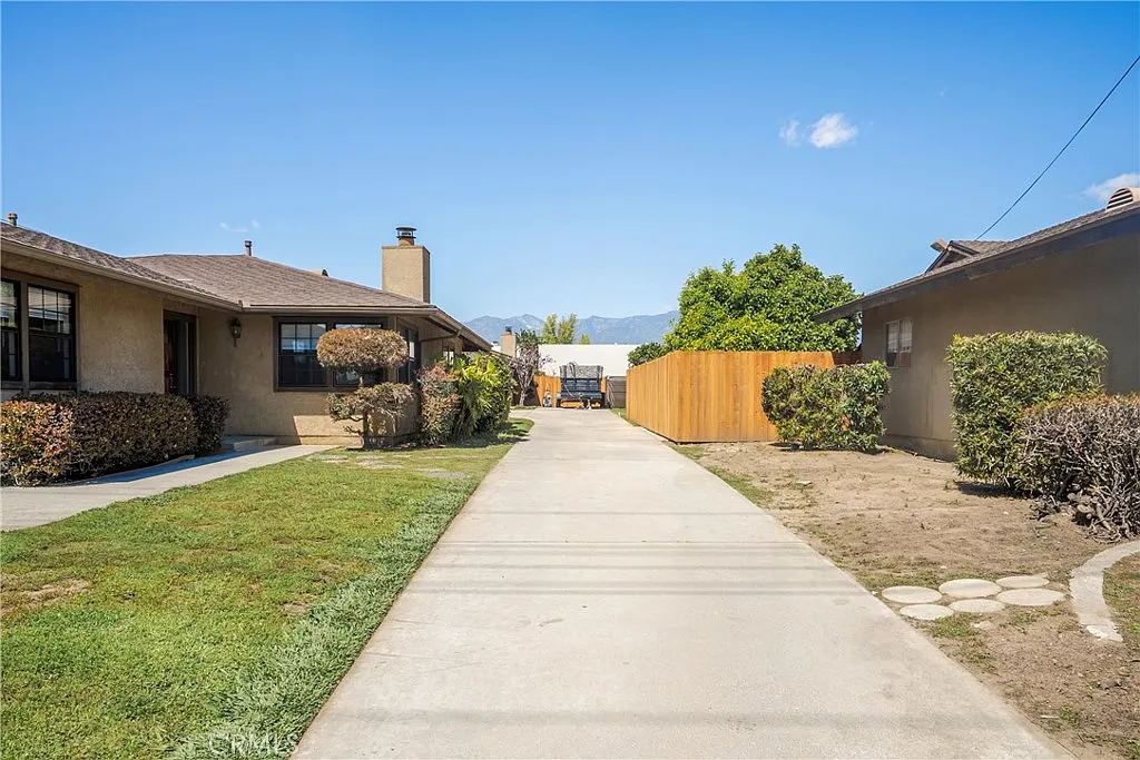4 bed, 1650 sqft, $3,900 — Photo 4