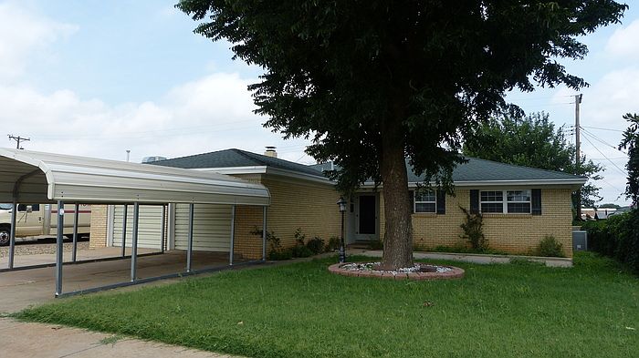 1st image of 504 W 18th St