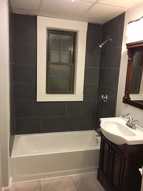 2 bed, 800 sqft, $2,650 — Photo 3
