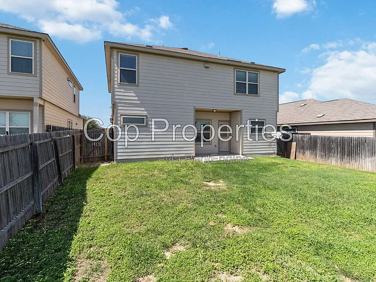 8430 Terlingua Cv — Photo 32