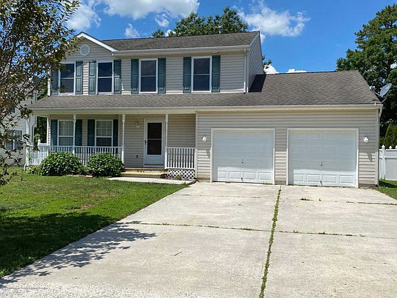 2nd image of 407 S Holly Ave