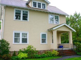 12 Cross Ln #2, Greenwich, CT 06830