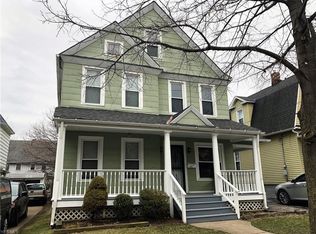 1457 Winchester Ave, Lakewood, OH