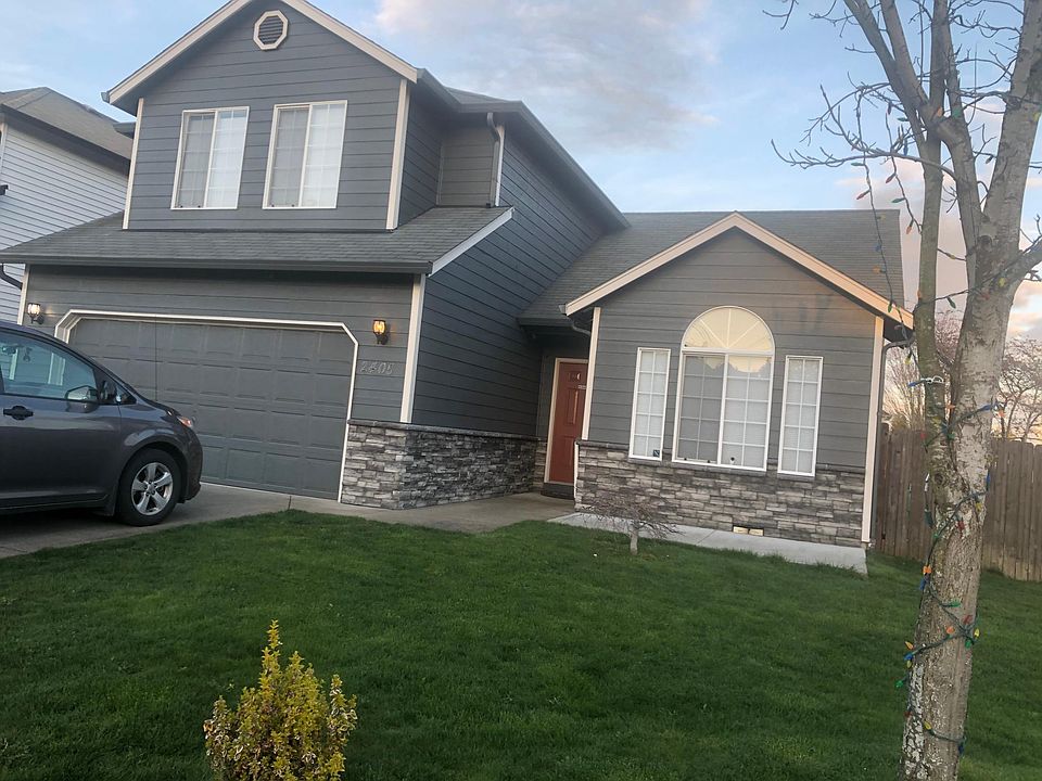 1st image of 2405 NE 163rd Ave
