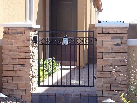 4th image of 354 Cooper Hawk Ct