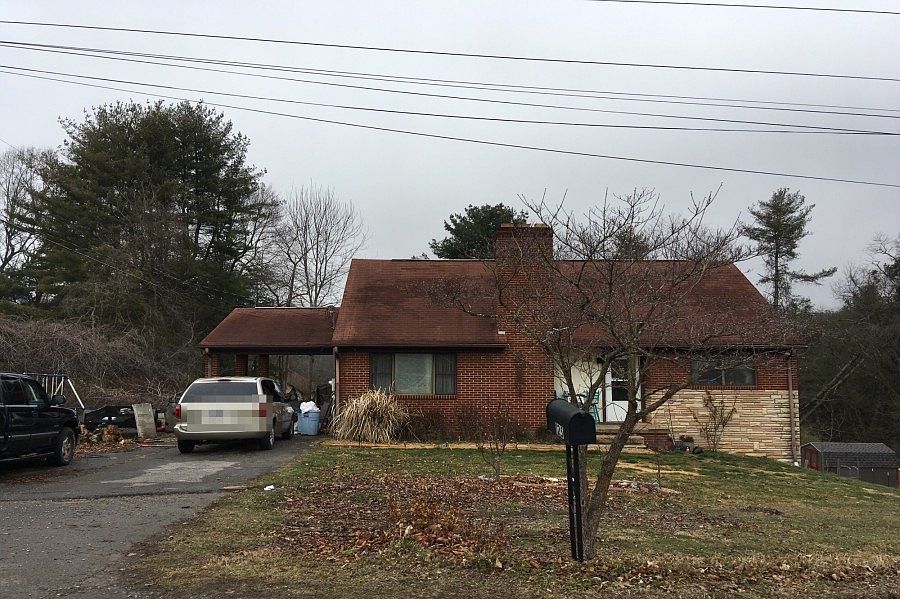 1st image of 125 Hockett St