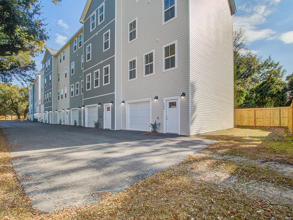 2161 W Jimtown Dr #103
