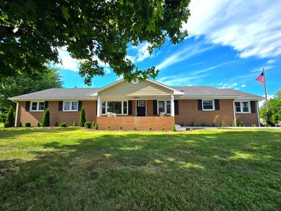 310 W Main St, Stanley, VA, 22851