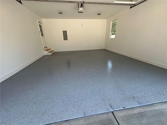 4th image of 844 Kurtz Rd