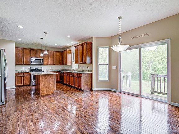 5th image of 7126 Hearthwood Dr #555