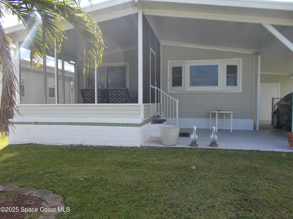 1142 Wren Cir, Barefoot Bay, FL 32976