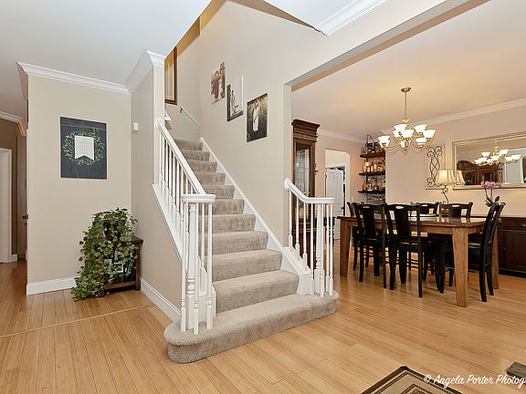 5th image of 1620 S Lancaster Ln