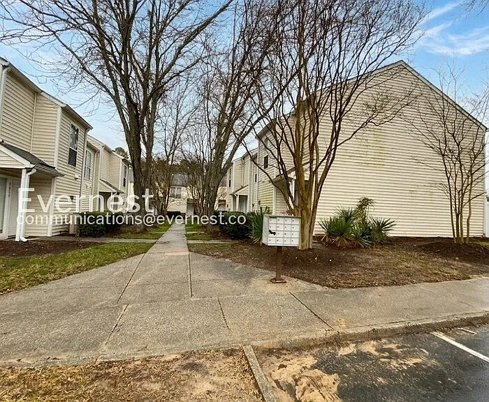 4009 Midlands Rd — Photo 12