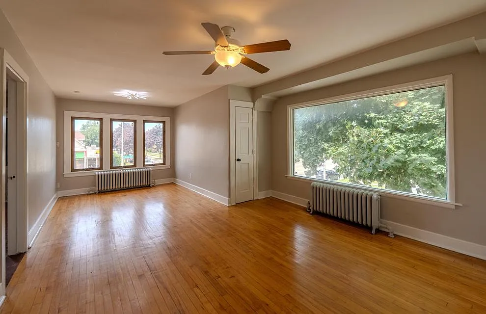 3 bed, 1700 sqft, $2,100 — Photo 4
