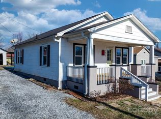 1606 College Ave SW, Lenoir, NC 28645