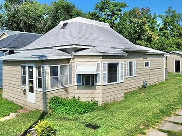 202 N Moore St, Ottumwa, IA 52501