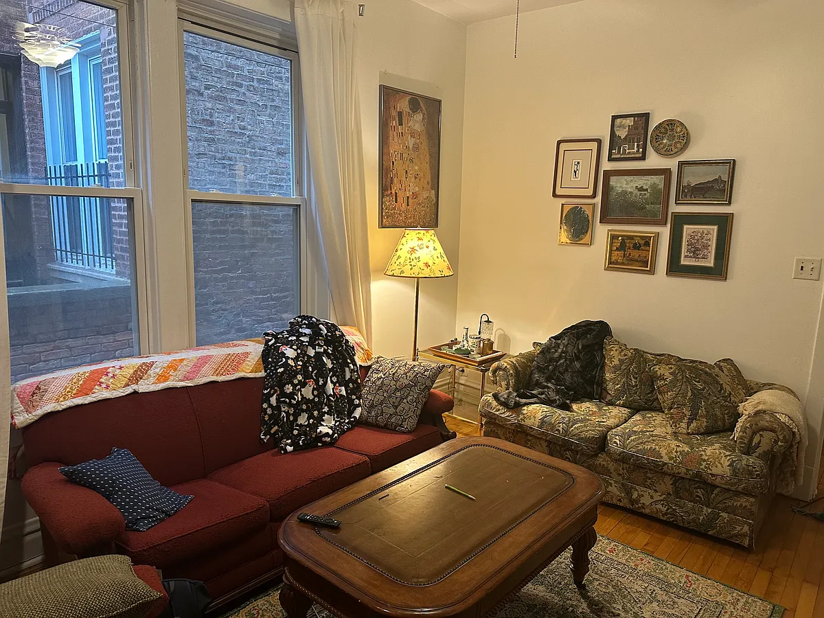 Building Photo - 2325 W Haddon Ave #1R