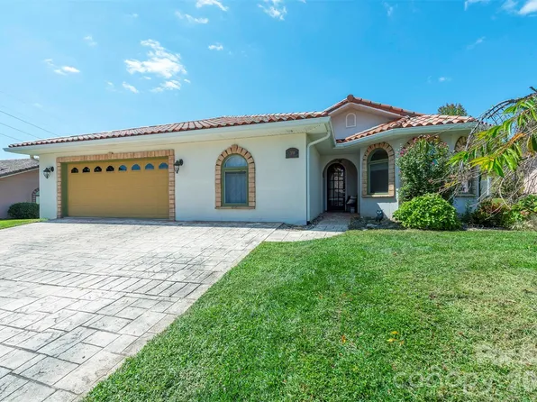 39 Pacifico Dr, Asheville, NC 28806