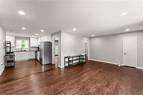 2756 Gresham Rd SE — Photo 13