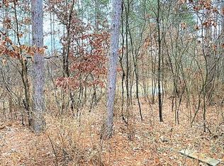 E2046 Waletta Dr, Waupaca, WI 54981