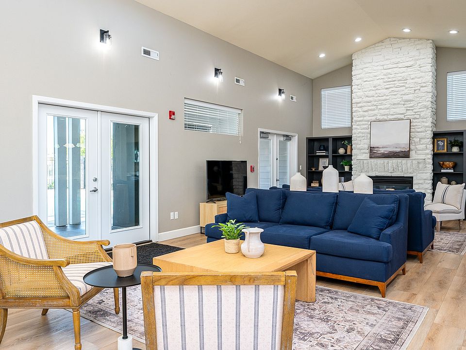 Center Pointe | Clubhouse