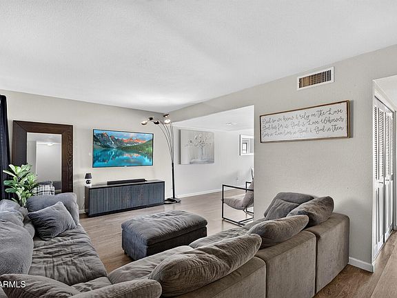4th image of 6558 S GRANADA Drive