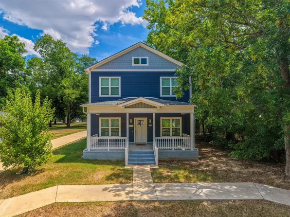 514 Center St, Conway, AR 72034