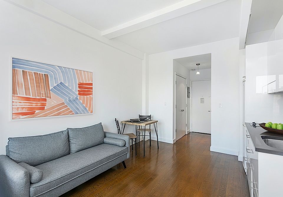 1st image of 212 W 91st St APT 1523