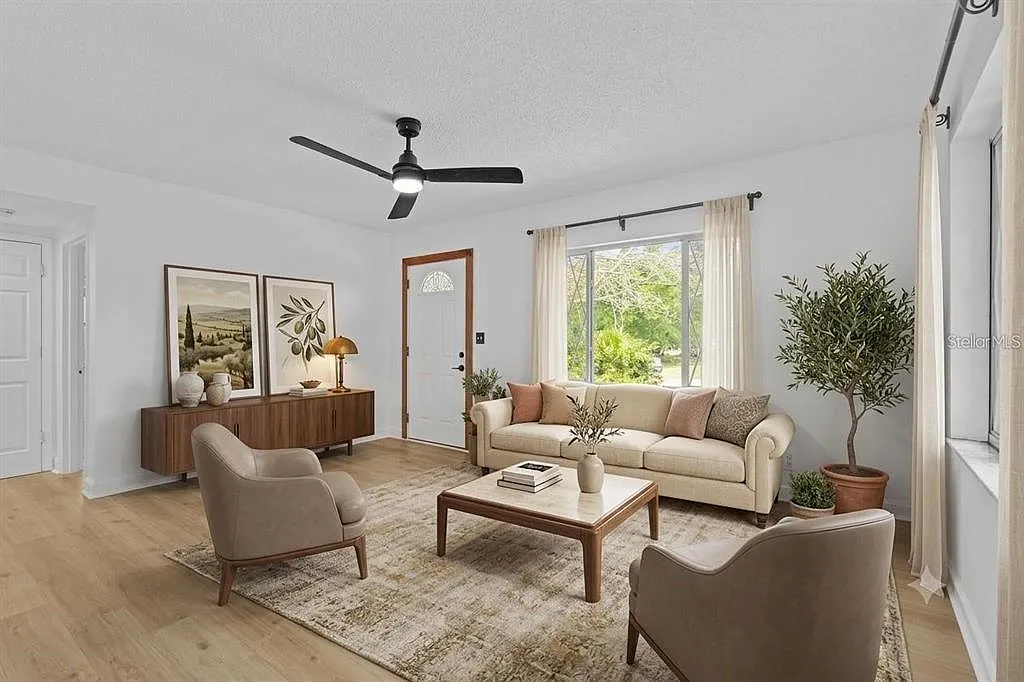 3 bed, 2.0 bath, 1552 sqft, $3,500 — Photo 3