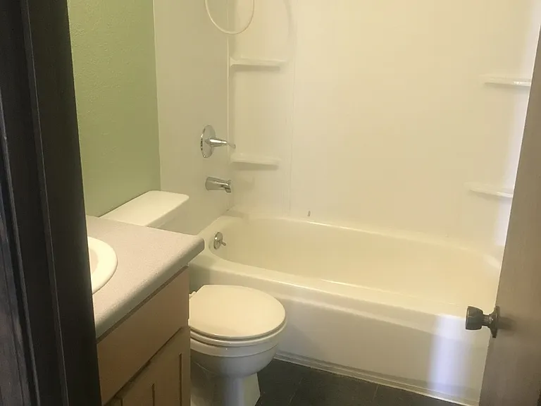 1700 NE Wells Acres Rd #22 — Photo 8