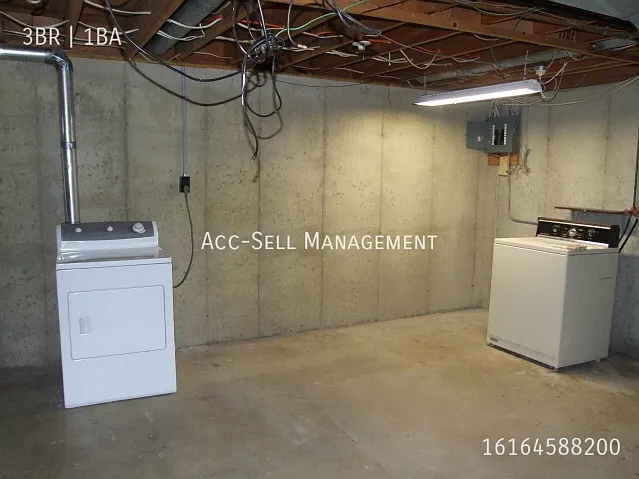5798 Christie Ave SE — Photo 20
