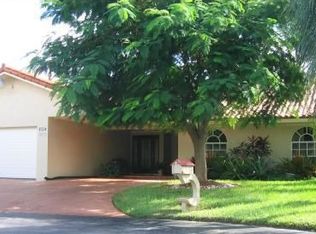 5675 SW 88th Pl, Miami, FL 33173