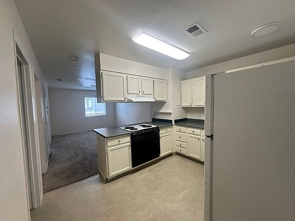 3rd image of 405-407 E Simpson St #2E