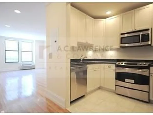 2094 Frederick Douglass Blvd #2K, New York, NY 10026
