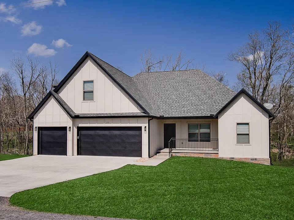 22 Cannich Dr