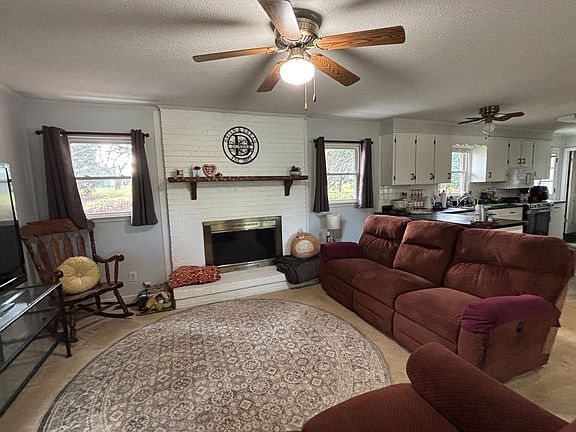 2nd image of 144 Twin Creek Dr