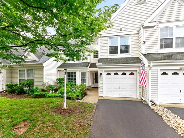 3349 Arbor Ter, Charlottesville, VA 22911
