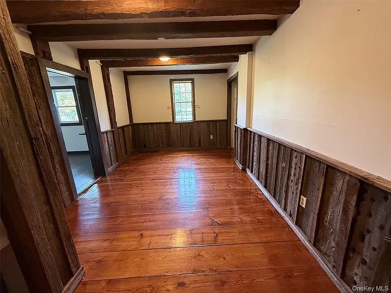 241 White Bridge Rd — Photo 10