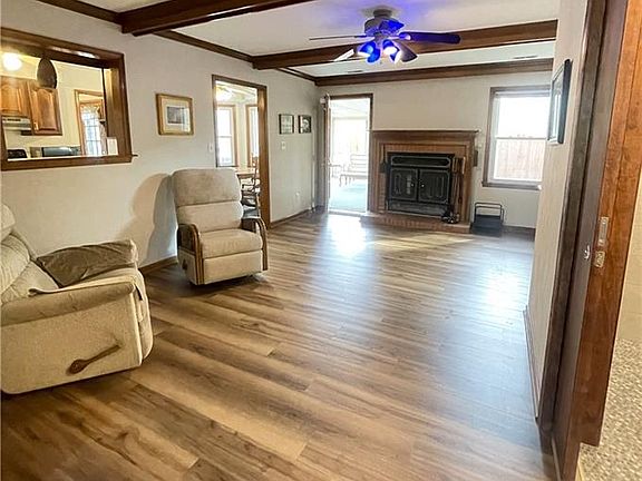 3rd image of 1821 Saint Regis Circle