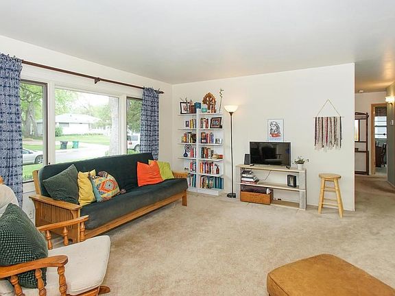 5th image of 6821 Dudley Ave N