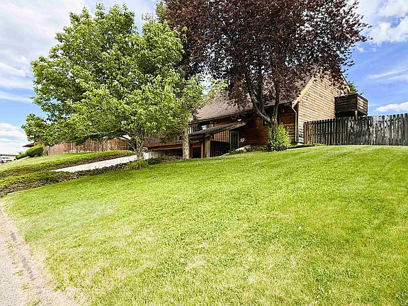 4th image of 137 Pinyon Cir
