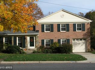 11805 Farmland Dr, Rockville, MD 20852