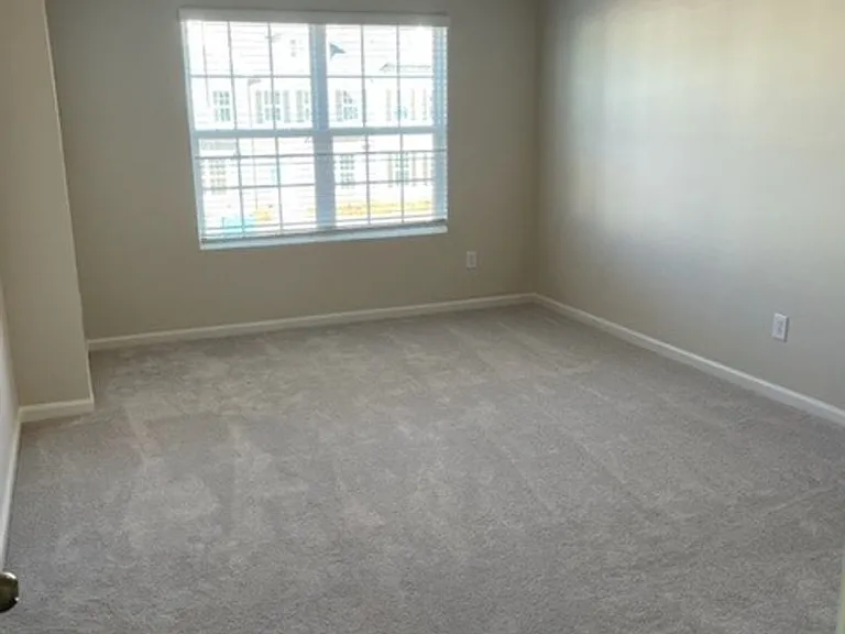 13939 Castle Nook Dr — Photo 9