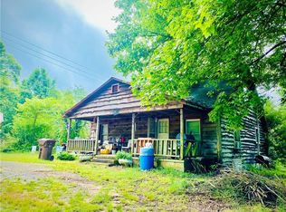 2919 Countryside Dr, Granite Falls, NC 28630