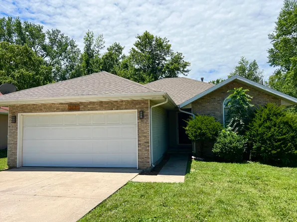 2231 S Kimbrough Avenue, Springfield, MO 65807